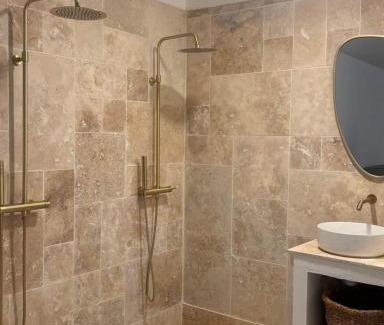 Outreau House | À 4 minutes de la plage, avec Jacuzzi et Sauna