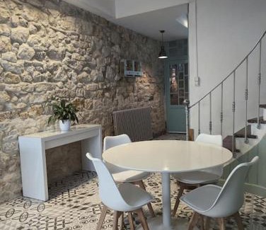 Sigean House | à 5mn de la réserve Africaine, charmante maison de village avec patio