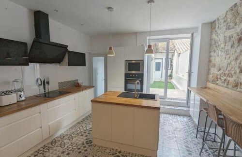 Sigean House | à 5mn de la réserve Africaine, charmante maison de village avec patio