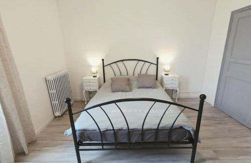 Sigean House | à 5mn de la réserve Africaine, charmante maison de village avec patio