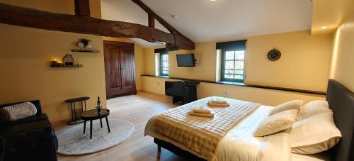 Vianne Bed & Breakfast | À L'AISE - Chambres d'hôtes à Vianne