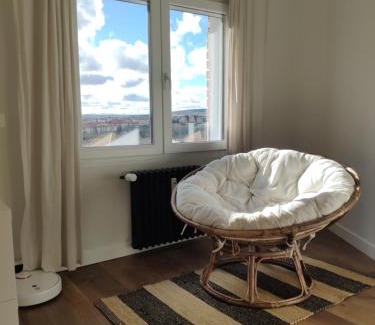 Centro Apartment | Ático Industrial Céntrico, Reformado, Air-Acond, WiFi