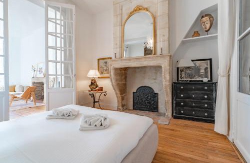 Hotel de Ville - Quinconces Apartment | Élégant appartement Place du Parlement pour 4 personnes