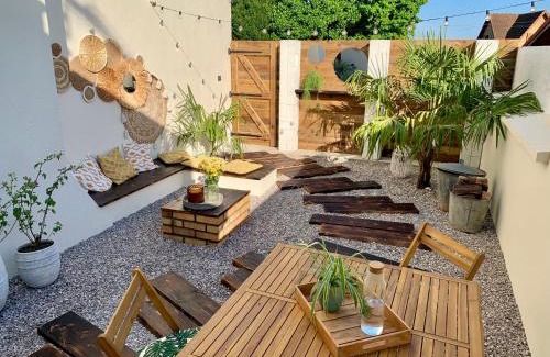 La Capelle-les-Boulogne House | Évasion