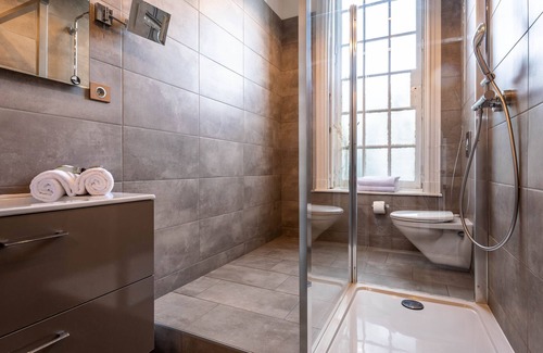 Hayange Hotel | Ô Château