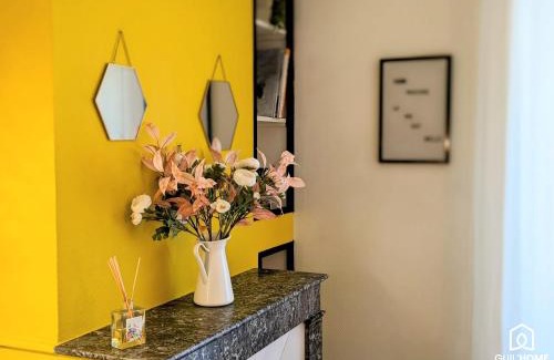 Chateaudun-Bannier Apartment | Ô plaisir des sens * Jardin * Parking * Plain-pied