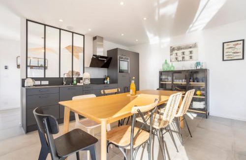 Penmarch House | Ô Vagues de la Torche à 300m plage