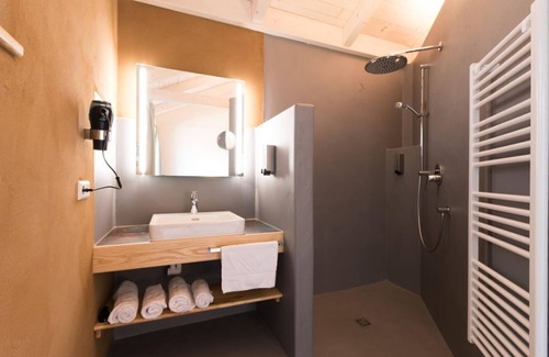 Sankt Georgen am Langsee Bed & Breakfast | Üban See Suite mit Balkon, Seeblick - Winzerzimmer Weingut Georgium