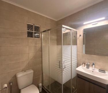 Tripoli Apartment | Ήρεμο σπίτι casa puente