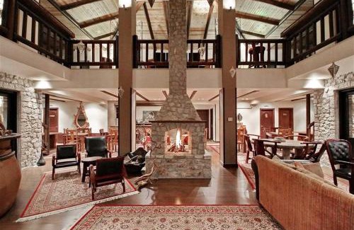 Vitina Hotel | Αέσκω