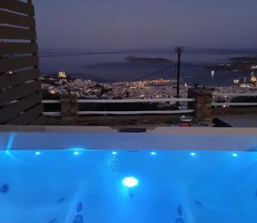 Syros House | Κατοικία Uppolis με θέα τα νησιά