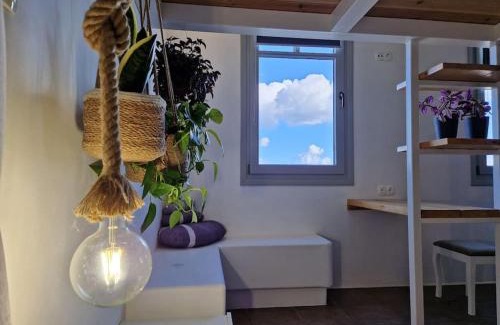Syros House | Κατοικία Uppolis με θέα τα νησιά