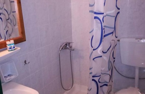 Kokkinorrachi Hotel | Ξενοδοχείο "Ηραία"