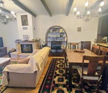 Levidhion House | Ξενώνας Άνθεμις