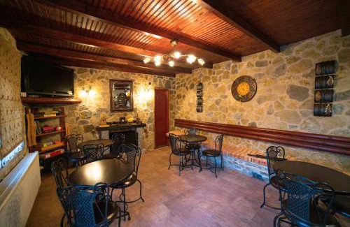 Valtesiniko House | Ξενώνας Θόλος Βαλτεσινίκο