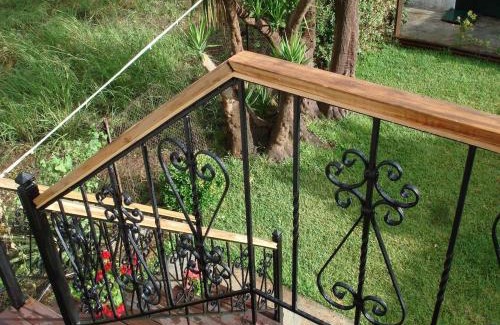 Oropos House | Σοφίτα Μαρτά