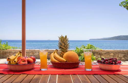 Mantamados House | Το Παλιό Αγγειοπλαστείο Τσκαλαδιό