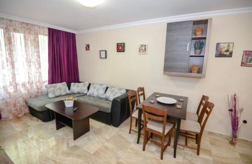 Pomorie Apartment | Апартаменти "Лазур" в сърцето на Поморие