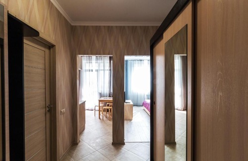 Omsk Apartment | Апартаменты в ЦЕНТРЕ, Красный путь, Изумрудный берег