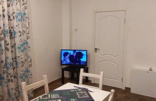 Tsentralnyy Apartment | Апартаменты с двумя спальнями