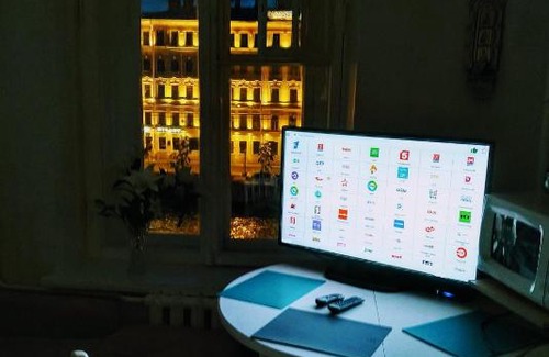 St. Petersburg City Centre Apartment | Апартаменты с 3 спальнями, балконом и видом на Фонтанку