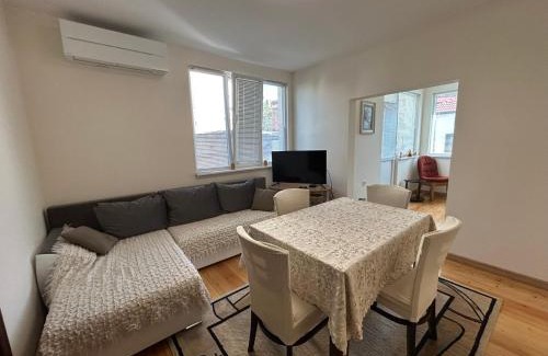 Tryavna Apartment | Апартамент Лоринна 1