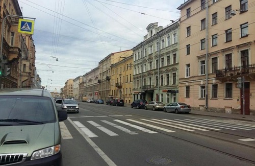 Admiralteyskiy Apartment | Арт-студия Happy color