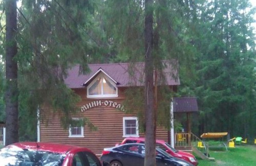 Berezovikskoe Hotel | База отдыха Чародейка