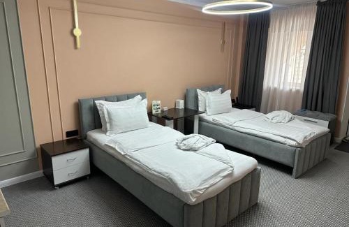 Taraz Hotel | Вояж