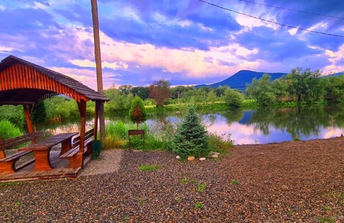 Dakhovskaya Hotel | Горное Озеро