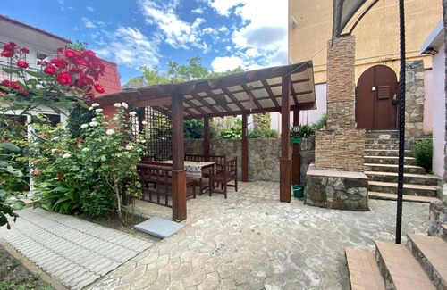 Gelendzhik House | Гостевой дом и номера на Полевой