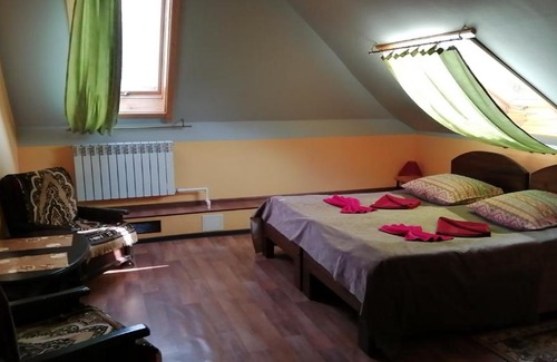 Rostov House | "Гостевой дом у озера Неро"