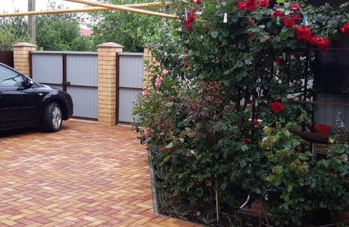 Za Rodinu House | Гостивые домики