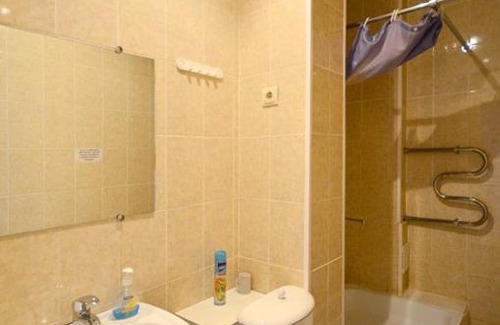 Volzhskiy Hotel | Гостиница Каро на острове Зеленый