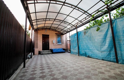 Taganrog House | Дом с Мангалом