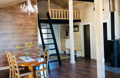 Khiytola House | Дом у скалы - у Архипыча