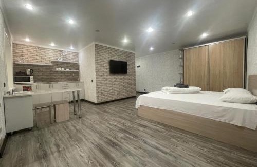 Petropavlovsk Apartment | Квартира бизнес-класса с белым постельным кафе Маринад (Назарбаева/Интернaциональная)