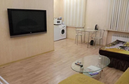 Bratsk Apartment | Квартира-студия "Фитнес"