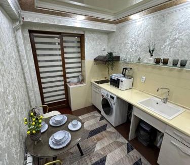 Shymkent Apartment | Квартира 1 ком Тауке хана 33