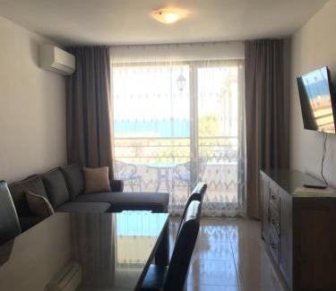 Sozopol Apartment | Луксозни апартаменти под наем в комплекс от затворен тип в м-ст Каваците в Созопол