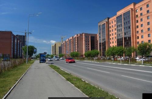 Petropavlovsk Apartment | Новостройка дворец спорта бизнес-класс с ортопедическим матрасом и белым постельным