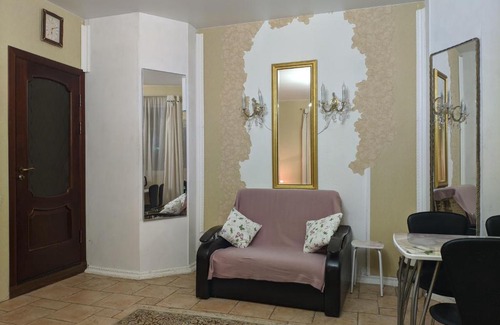 Optina Pustyn House | Оптинский Дворик