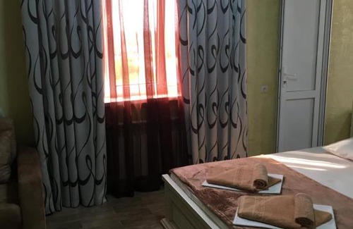 Vityazevo Hotel | Отель Вачиан