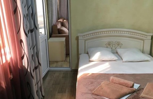 Vityazevo Hotel | Отель Вачиан