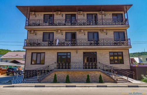 Bzhid Hotel | Отель Вилла Солнца