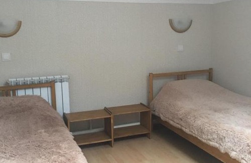 Bronnitsy Hotel | Ресторанно-гостиничный комплекс “Golden Horse”