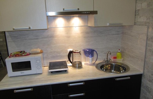 Veliky Novgorod Apartment | Стрекоза Апартаменты с панорамным балконом на реку Волхов