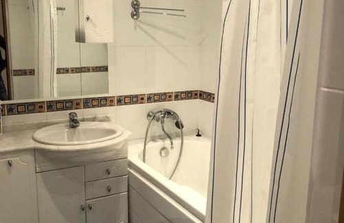 Leninskiy Apartment | Уютная двух комнатная квартира на Маркса