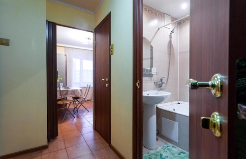 Ozero Dolgoe Apartment | Уютная квартира на Комендантском