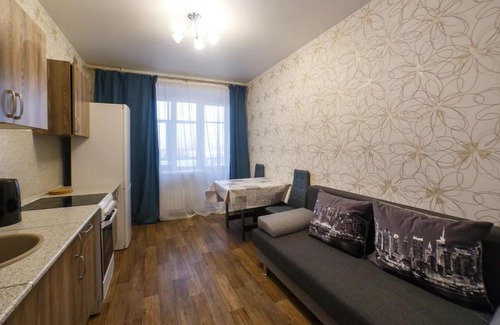 Sovetsky City District Apartment | Уютные апартаменты на заря 16